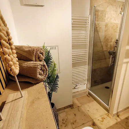 - Seebrise Am Zwenkauer * Zwenkau