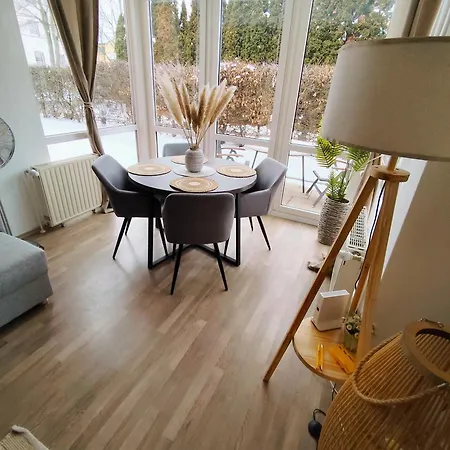 - Seebrise Am Zwenkauer Zwenkau