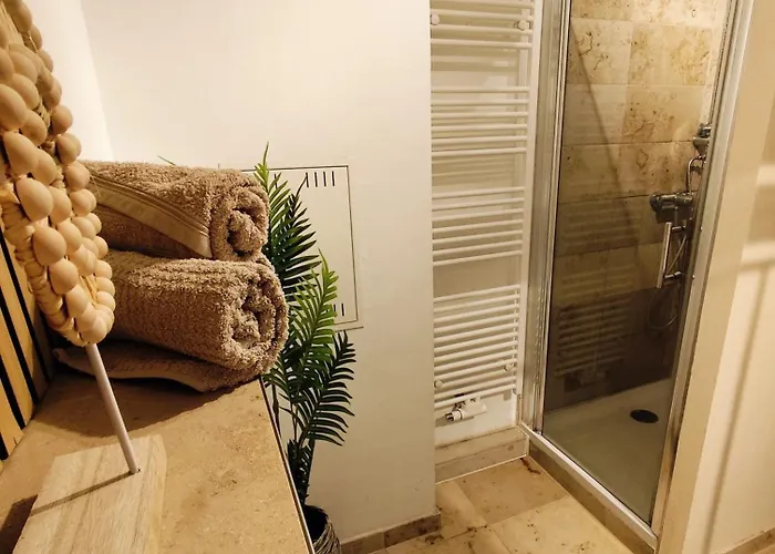 - Seebrise Am Zwenkauer * Zwenkau